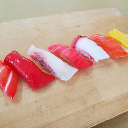 中トロにぎり寿司。赤身とトロのグラデーション 9枚目の画像