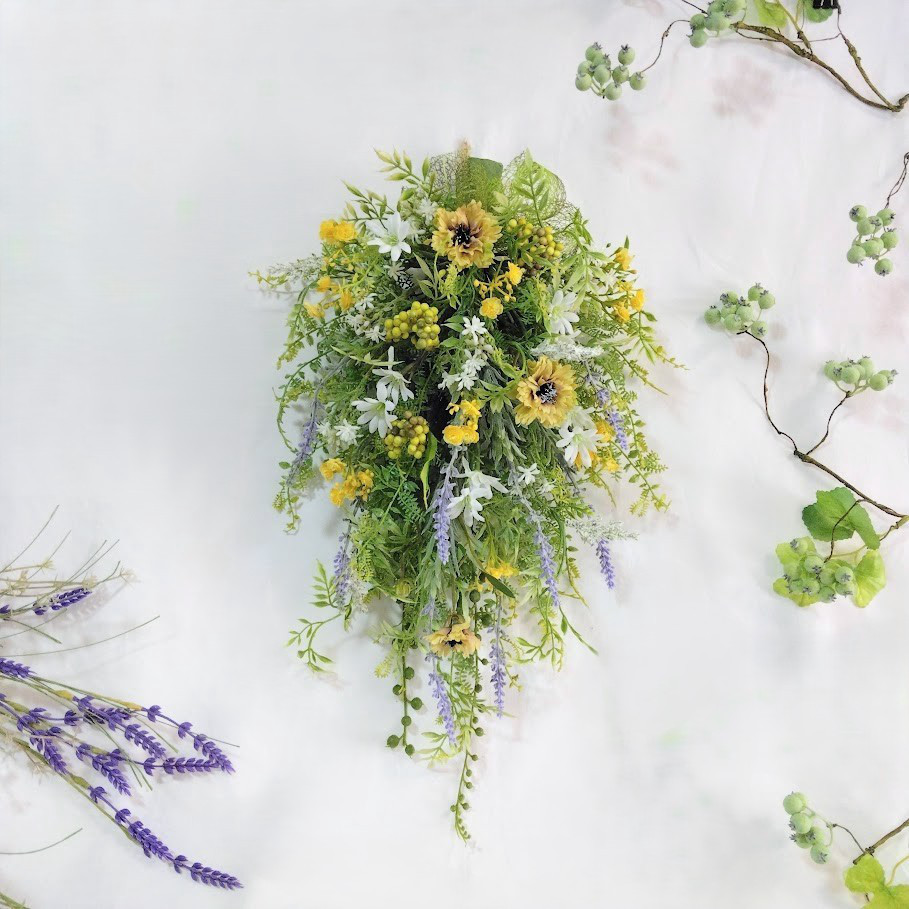 ラベンダーと小花のナチュラルボタニカルスワッグ (イエロー) ns707