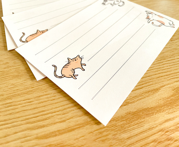 ねこの一筆箋 30枚入 横書き 手紙 ミニ便箋 小さめ ミニレター 動物 猫 グッズ 可愛い ゆるかわ イラスト 紙雑貨 3枚目の画像