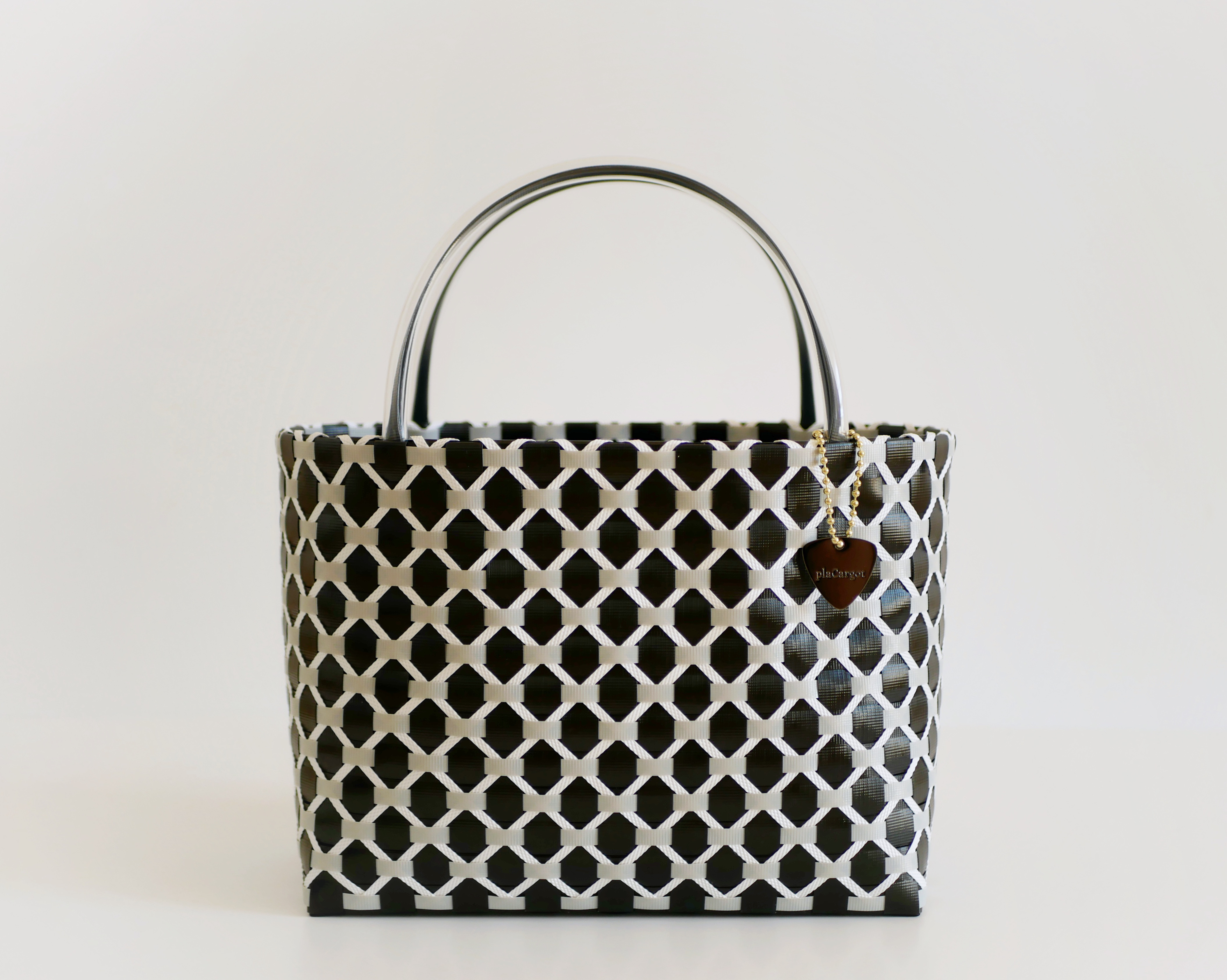 ダイヤ柄グレー×ホワイトM 2WAYプラカゴバッグ　プラカゴ　かごバッグ　スパバッグ　トートバッグ