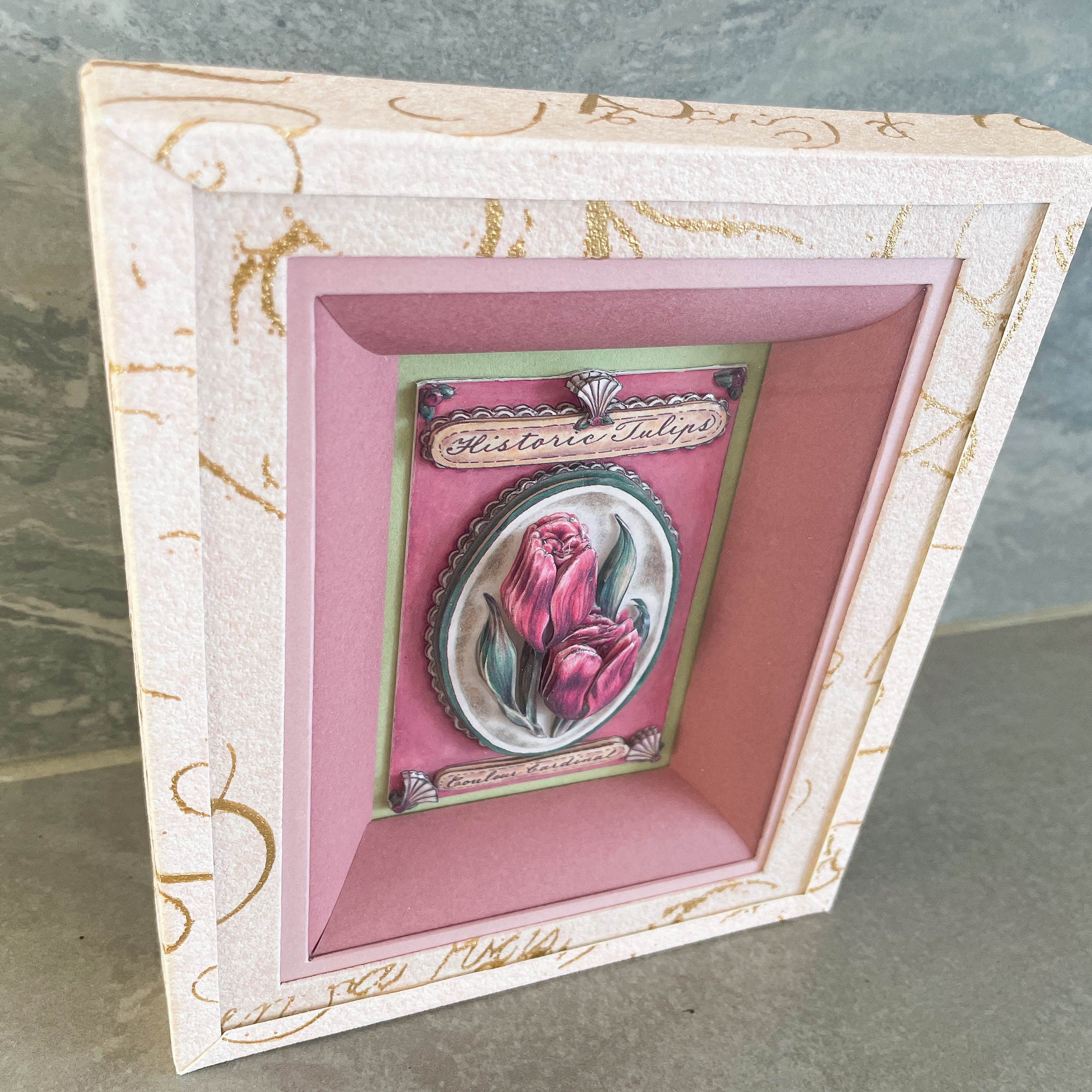 春色チューリップのシャドーボックス×フランス額装アート