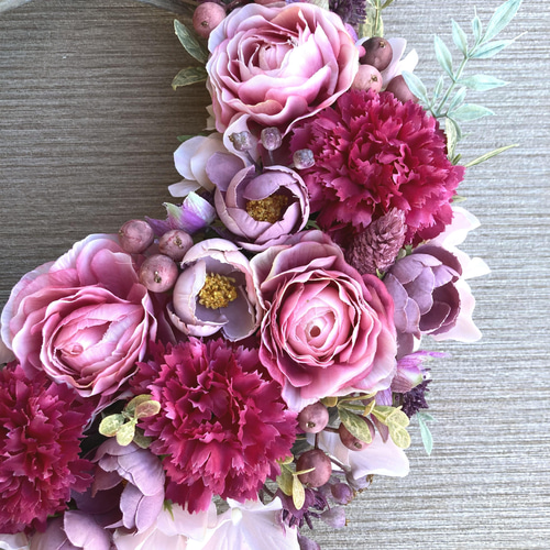 お花たっぷりの造花リース♪