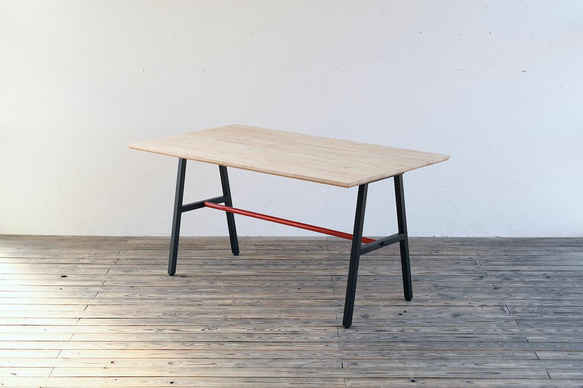 L-3 TABLE #1 / ゴム集成材　　ダイニングテーブル ・ テーブル 1枚目の画像