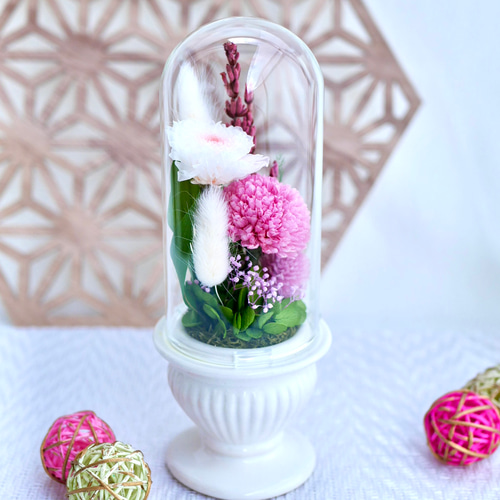 プリザーブドフラワー仏花対ガラスドーム大輪菊 仏花」ポンポン菊のプリザーブドフラワーのガラスドーム＜受注制作