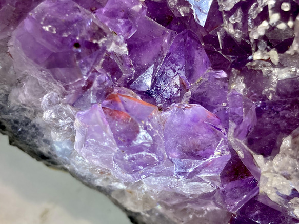 虹入り　スーパーセブン✨　アメジスト　クラスター　カルサイト共生 