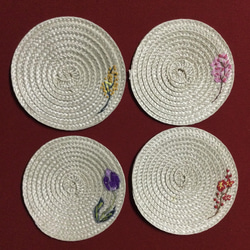 花の手刺繍コースター 1枚目の画像