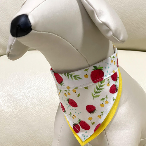 1000円 イチゴとお花 バンダナ S サイズ イエロー ペット用 小型犬 猫