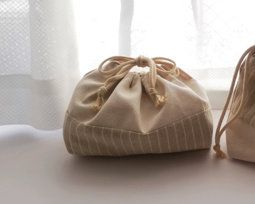 コットンリネンのナチュラルなお弁当袋 ベージュたてしま柄 入園 入学