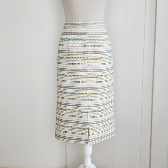 イタリア輸入生地＊オシャレな柄＊シンプルなタイトスカート 3枚目の画像