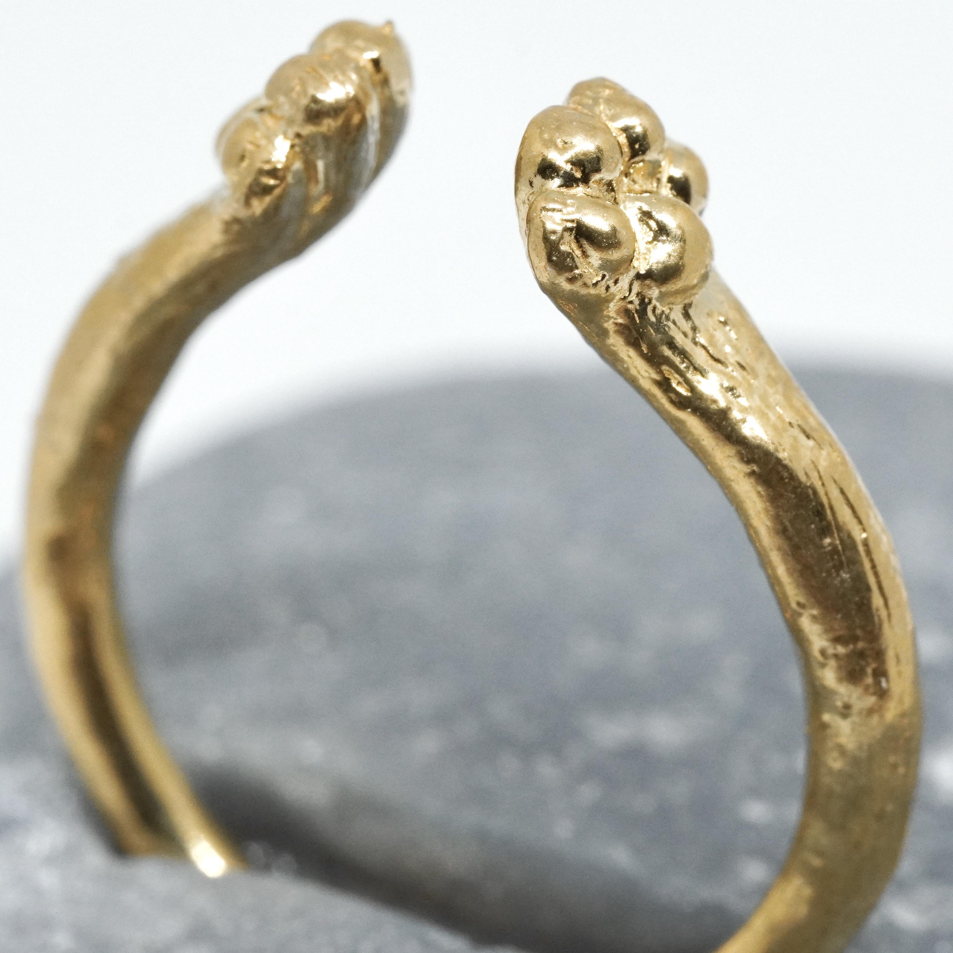 肉球の真鍮リング&イヤーカフ