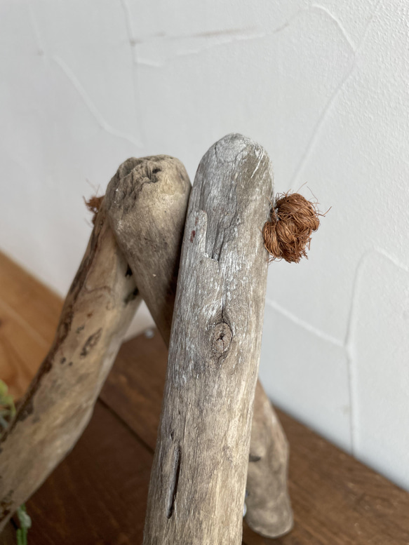 流木のイーゼル 〜draft wood 自然の贈り物〜 6枚目の画像