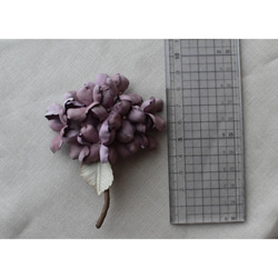 【布花】繡球花胸花（紫色）/獨一無二 第7張的照片