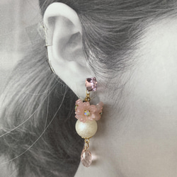 【展示作品】チェリーブロッサムブーケの耳飾り ノンホールピアス 桜 ピンク オールドオーキッド イヤリング 4枚目の画像