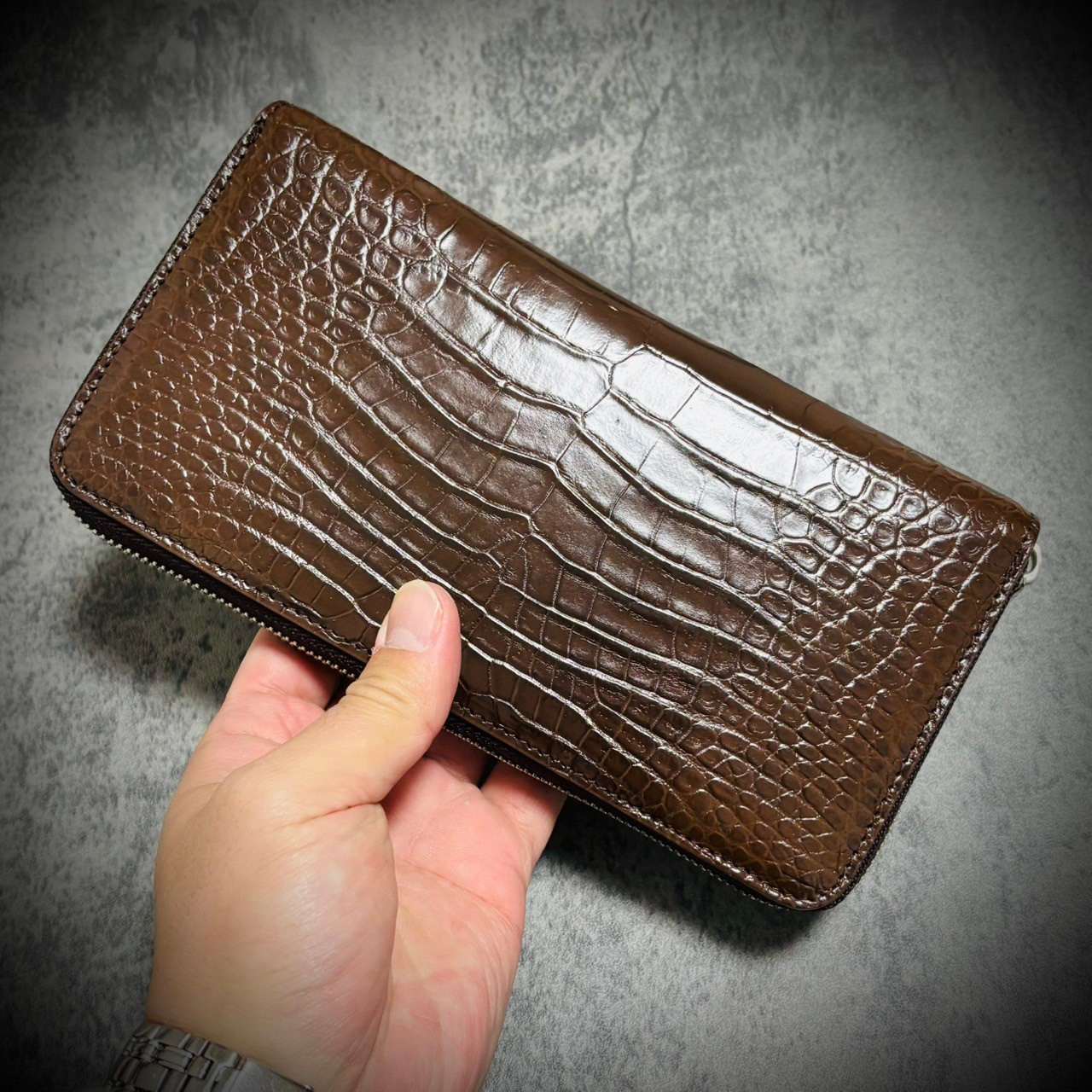 クロコダイル 長財布 大容量 ブラウン 茶 メンズ カード２１枚 センターカット ワニ革 ビジネス
