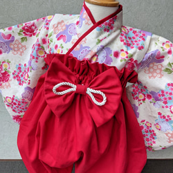ベビー袴　牡丹桜✕濃赤　 1枚目の画像