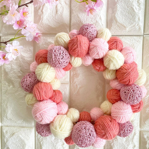毛糸玉ころころリース strawberry milk リース MIELI@COCOLO COLOR