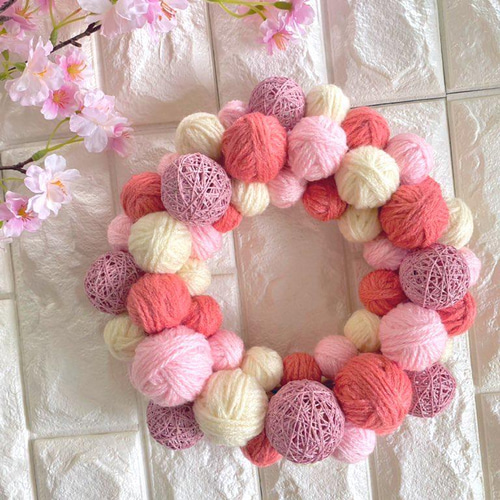 毛糸玉ころころリース strawberry milk リース MIELI@COCOLO COLOR