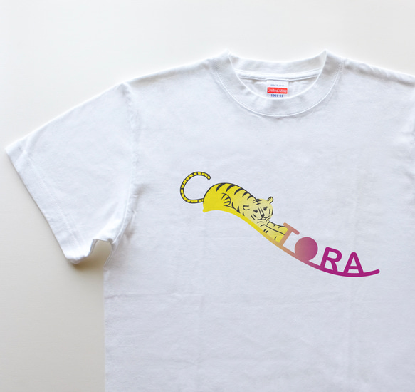 ◆ TORA　5.6oz　Tシャツ　white（ロゴ 2 colors） 1枚目の画像