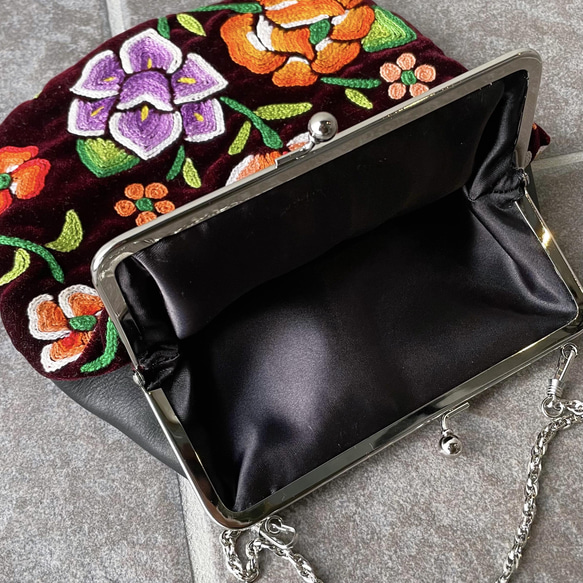 Oaxaca Huipil × Leather Bag #1／メキシコ刺繍 ウィピル がま口バッグ ポシェット 5枚目の画像