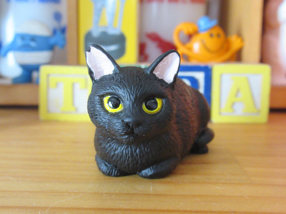 猫のスマホスタンド（黒） 3枚目の画像
