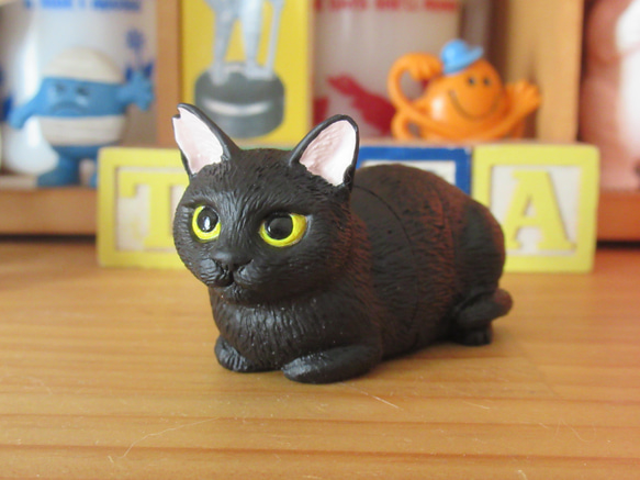 猫のスマホスタンド（黒） 4枚目の画像