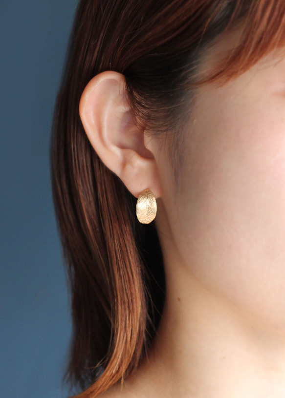 10釐米大珠珠綠葉和棉花珍珠的耳環 第4張的照片