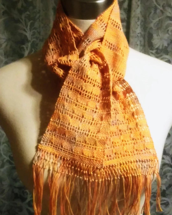 みどりさんの手織り綿ストール　橙コインレース織り 1枚目の画像
