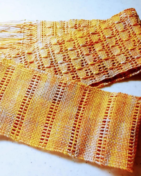 みどりさんの手織り綿ストール　橙コインレース織り 3枚目の画像