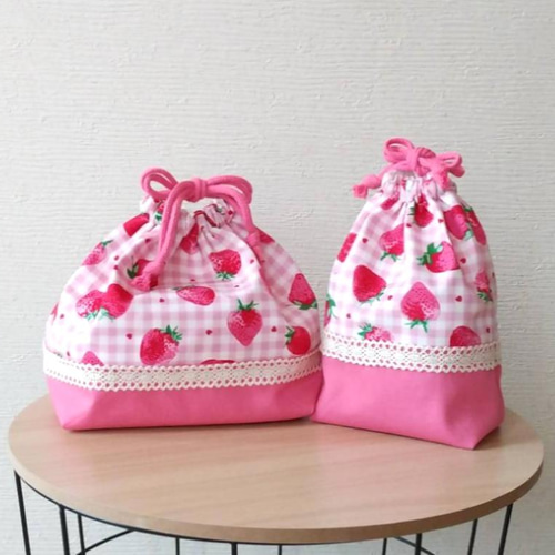 ハンドメイド持ち手付き巾着袋（お着替え袋）・お弁当袋・コップ袋くま