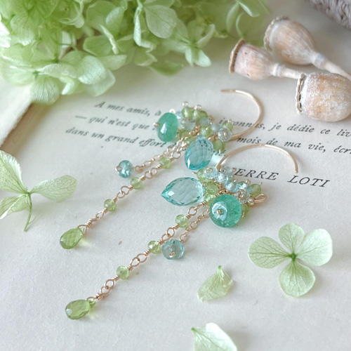 天然石のピアス アクアグリーン