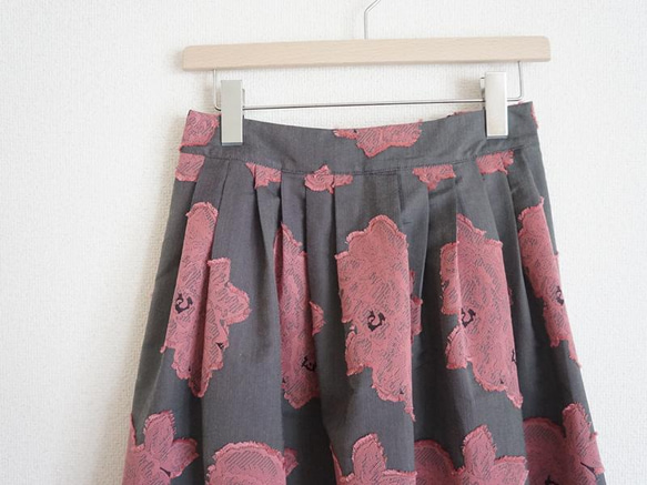 ＼値下げ30％／フラワーカットジャカードスカート（ピンク） 12枚目の画像