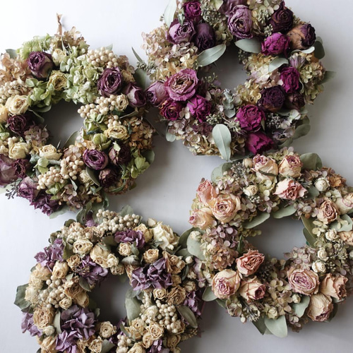 NEW ! ドライフラワーリース 2022再販＊人気のバラ入りリース＊no.3  