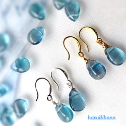 ブルーフローライトペアシェイブ型天然石ピアス 雫型ピアス ドロップ型