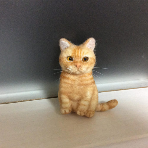 羊毛フェルト猫 ブローチ リアル可愛いブリティッシュショートヘアー