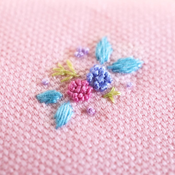 [刺繍キット]ベリーベリーリースのリス刺繍飾り 13枚目の画像