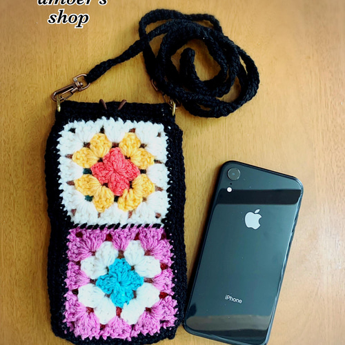 ちょっとそこまで お花模様のスマホポーチ スマホポシェット 