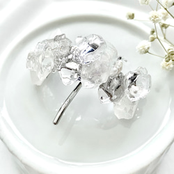 【再販】ice crystal ポニーフック/水晶・淡水パール/金具 シルバーカラー/誕生石/ウェディング〈受注制作〉 5枚目の画像