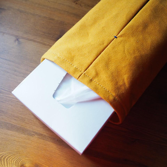 【受注製作】帆布で作ったシンプルな箱ティッシュケース（マスタード） 3枚目の画像