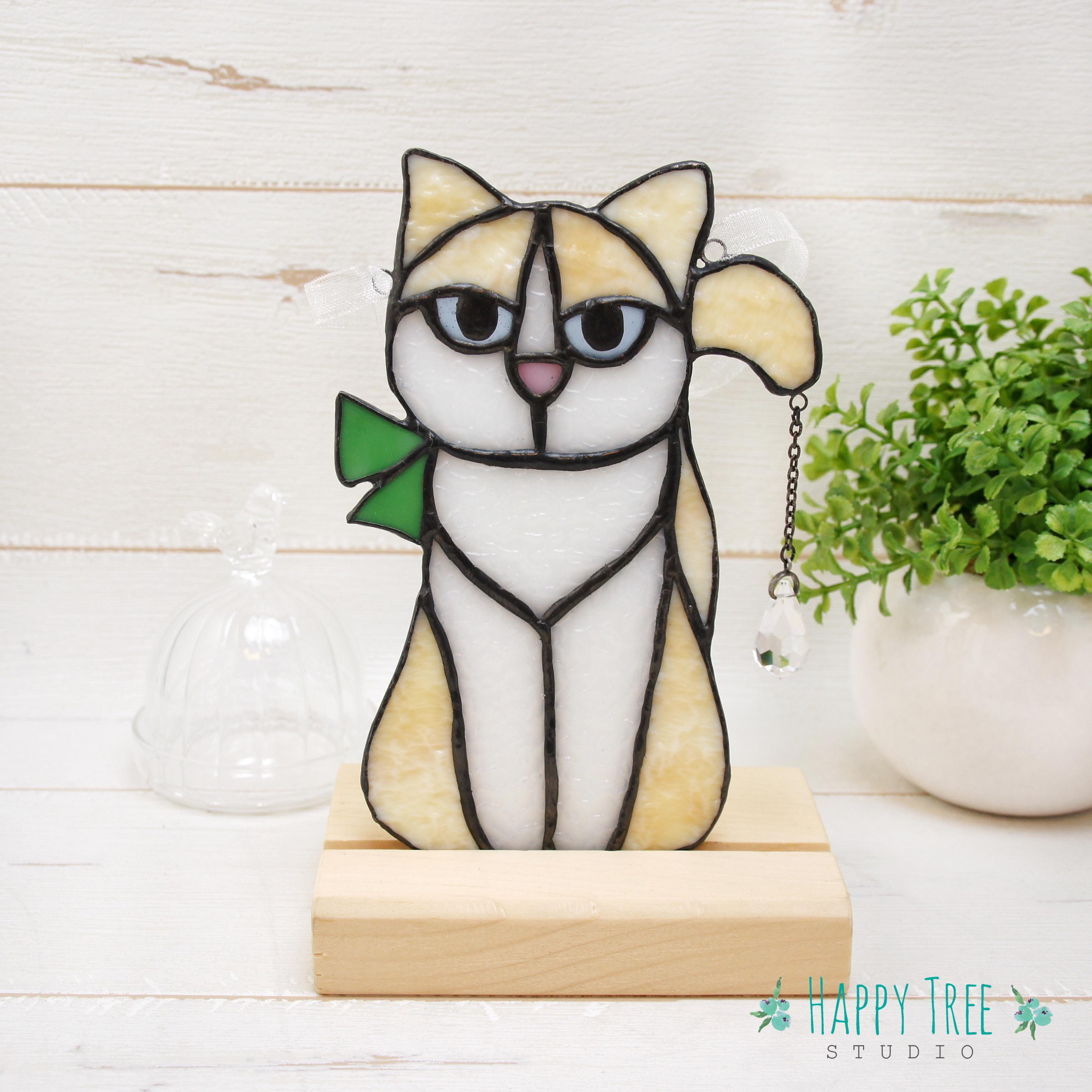 ハンドメイド ステンドグラスキルトタペストリー　猫とひまわり ハンドメイド パッチワーク ステンドグラスキルト タペストリー