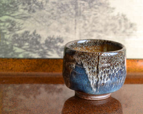 萩焼】◇ぐい吞み 孔雀釉(ブルー) 窯変 ＊酒器 ☆萩焼き おちょこ