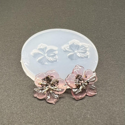 春 桜 シリコン モールド ハンドメイド 作品 かわいい 花 レジン ねんど 型 1枚目の画像