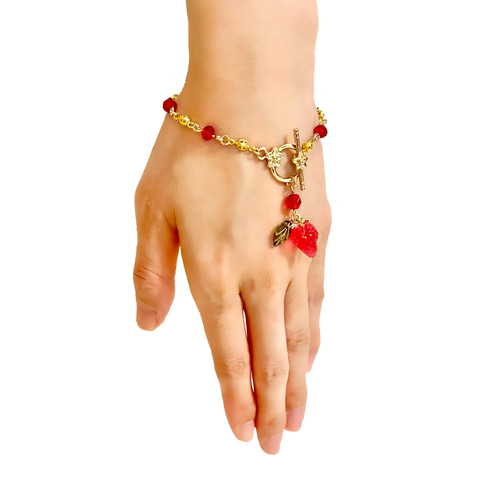 いちご❤︎‬ᒼᑋªⁿꕤ︎︎·͜·オーダーブレスレット いちご❤︎ᒼᑋªⁿꕤ︎︎·͜·オーダーブレスレット ブレスレット