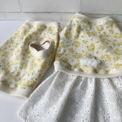 犬服【3S～M】ミモザと刺繍レースのワンピース ペット服・アクセサリー