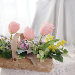 チューリップ パンジー ミモザのバスケットアレンジメント ❁ spring flower ❁ アーティフィシャルフラワー 5枚目の画像