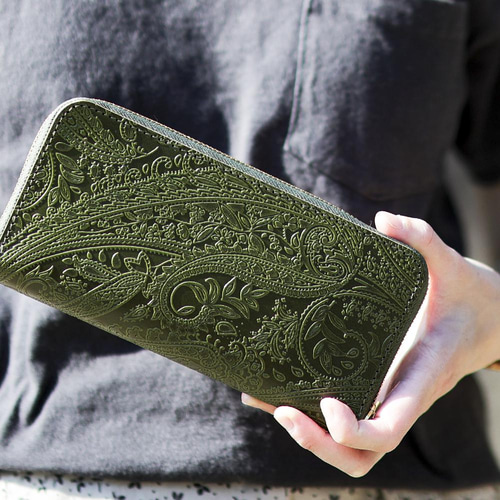 ゴールド系統 ラウンドファスナー長財布 ペイズリー柄 新品未使用 長財布 本革 財布 ペイズリー 革財布 ラウンド財布 ラウンド