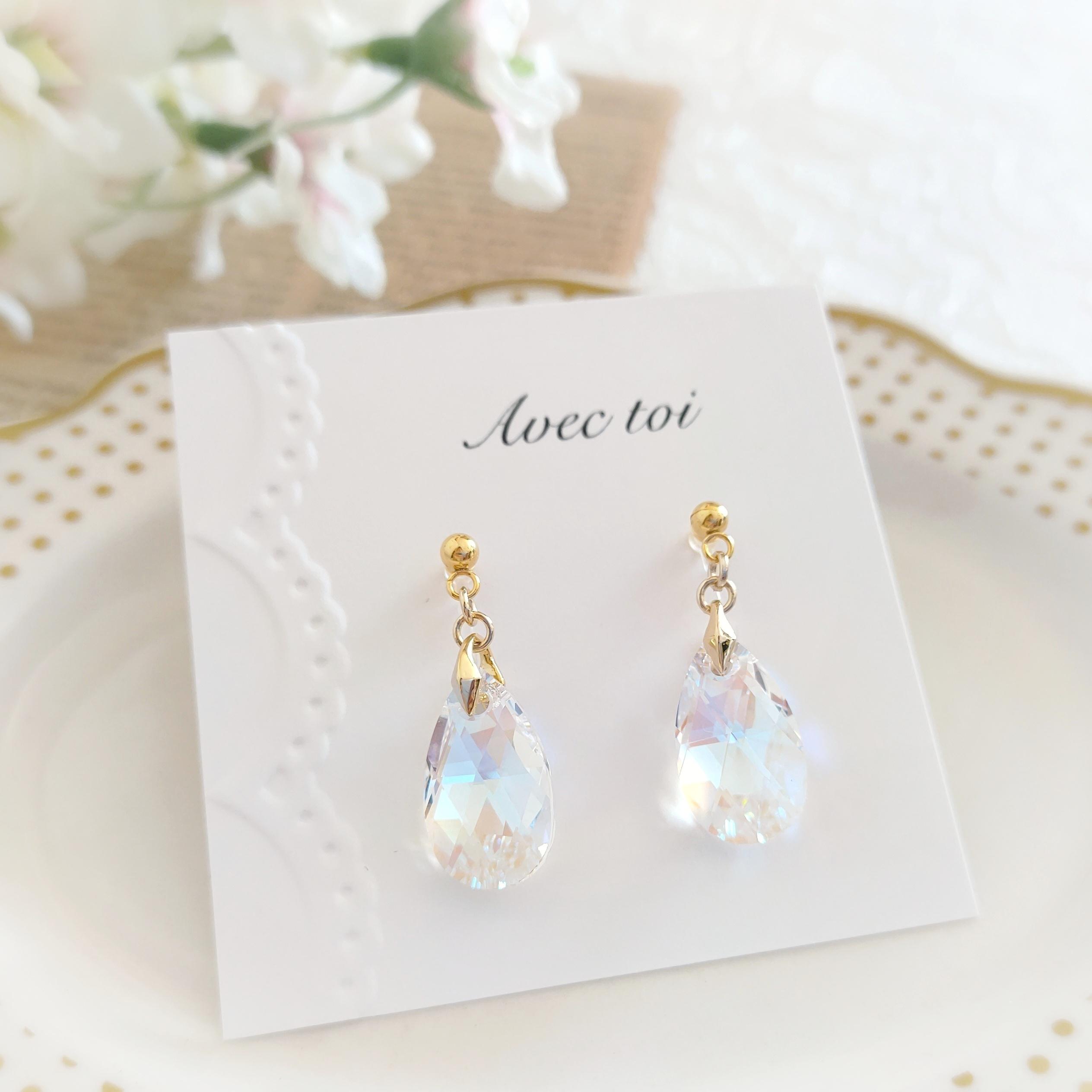 クリスタルの涙イヤリング/ピアス♡金属アレルギー対応