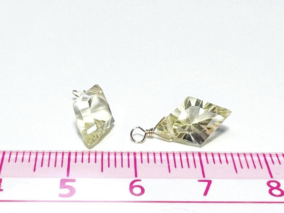 【天然石チャーム】レモンクォーツAAA　14kgf　12ｍｍ 1個 　ハンドメイド素材 5枚目の画像
