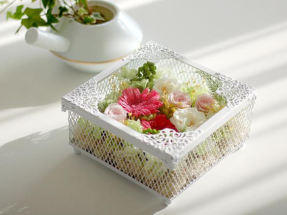 【春色新作2022】ガーベラとローズのガラス付アイアンフレーム【Creema限定】