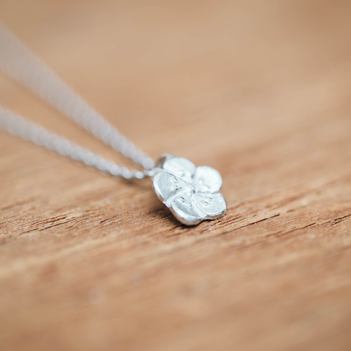 梅の花 K18ゴールド ペンダントトップ (チェーンはオプション