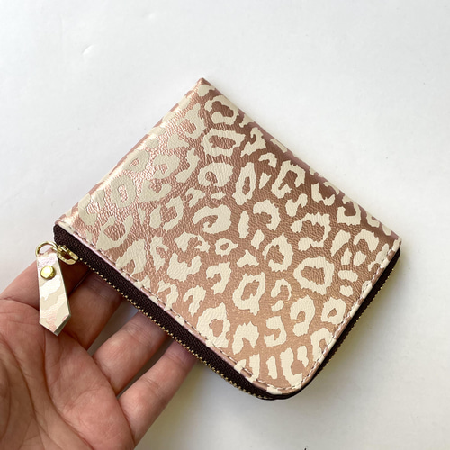 ゴートレザーのミニ財布 チェリーピンクにヒョウ柄 その他ミニ財布